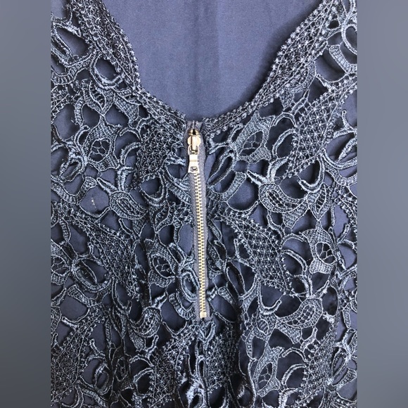 Alice + Olivia Clover Navy Blue Lace Bodycon Fitted Cut Out Mini Dress Size 8 - Picture 7 of 9